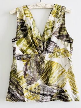 [NY&Co] 100% Silk MCM Abstract Leaf Print Double V Pleated Top